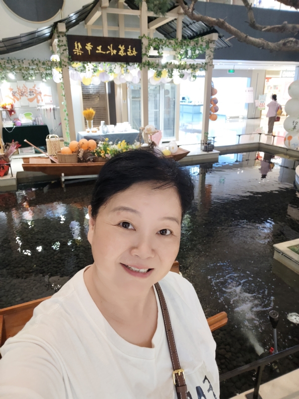 丁姐爱生活的第三张照片--惠州相亲服务中心