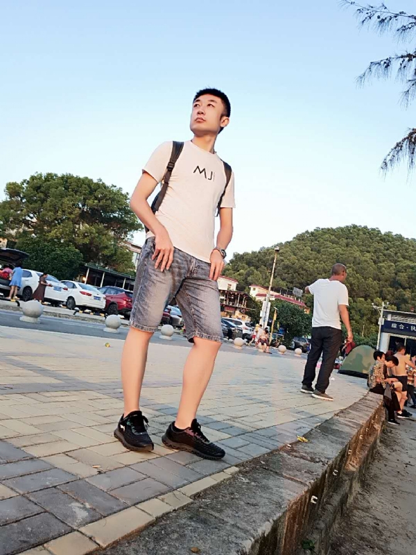 俊皓的第二张照片--惠州相亲服务中心