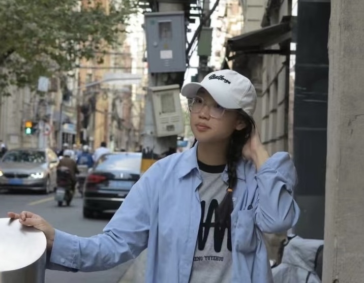 XIAOZOU的第二张照片--惠州相亲服务中心