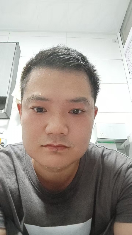 皓月当空的第一张照片--惠州相亲服务中心