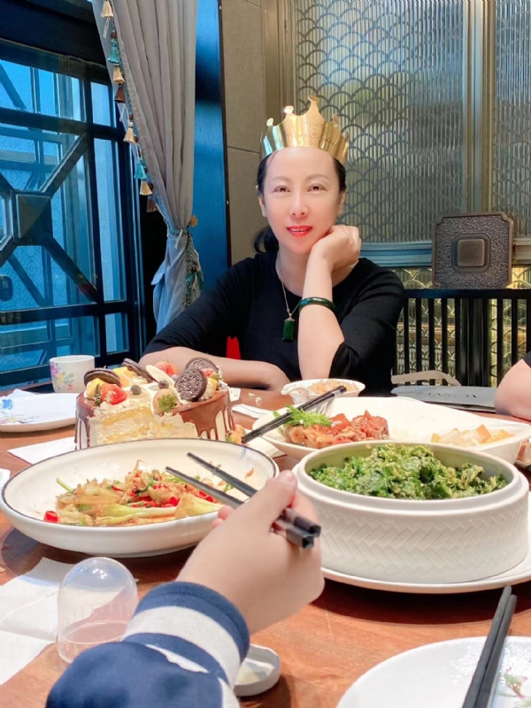 红红的第二张照片--惠州相亲服务中心