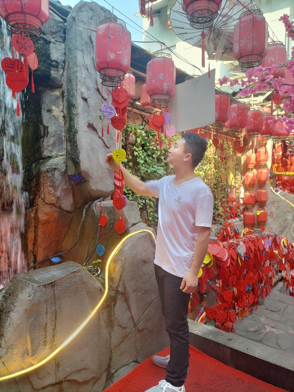 时间不语的第一张照片--惠州相亲服务中心