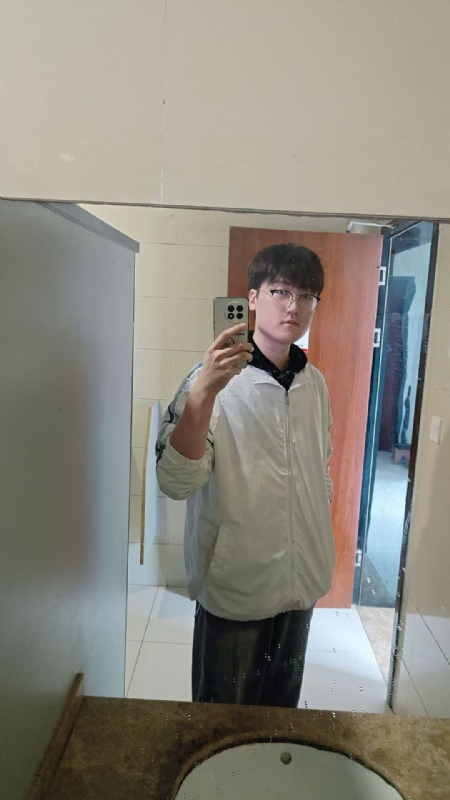 高大毛的第一张照片--惠州相亲服务中心