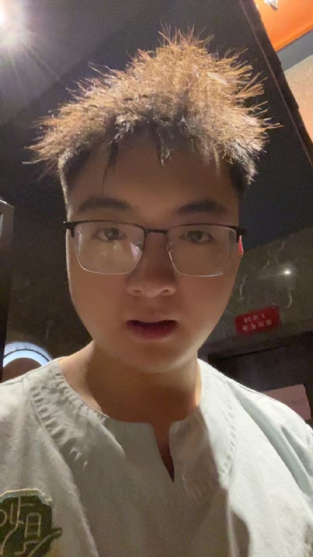成熟稳重的男士的第一张照片--惠州相亲服务中心
