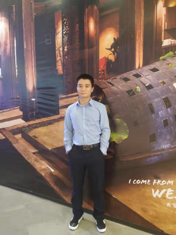 梧桐枫叶的第一张照片--惠州相亲服务中心