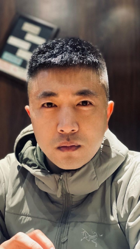 山中何缘的第一张照片--惠州相亲服务中心