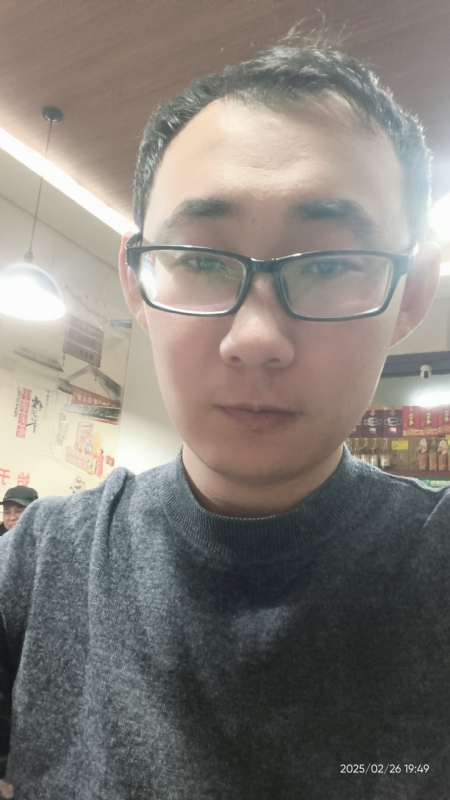 黑黑一笑的第一张照片--惠州相亲服务中心