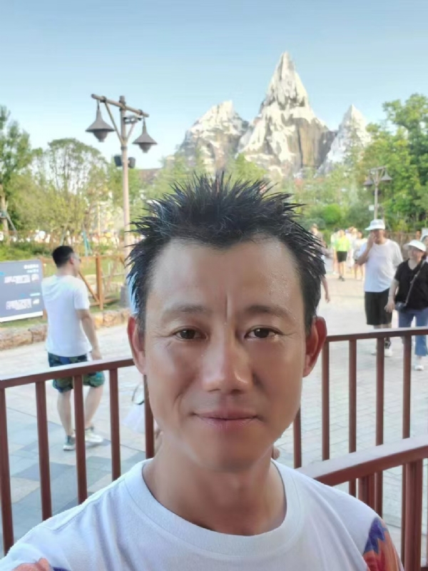 艾氏涂料博的第一张照片--惠州相亲服务中心