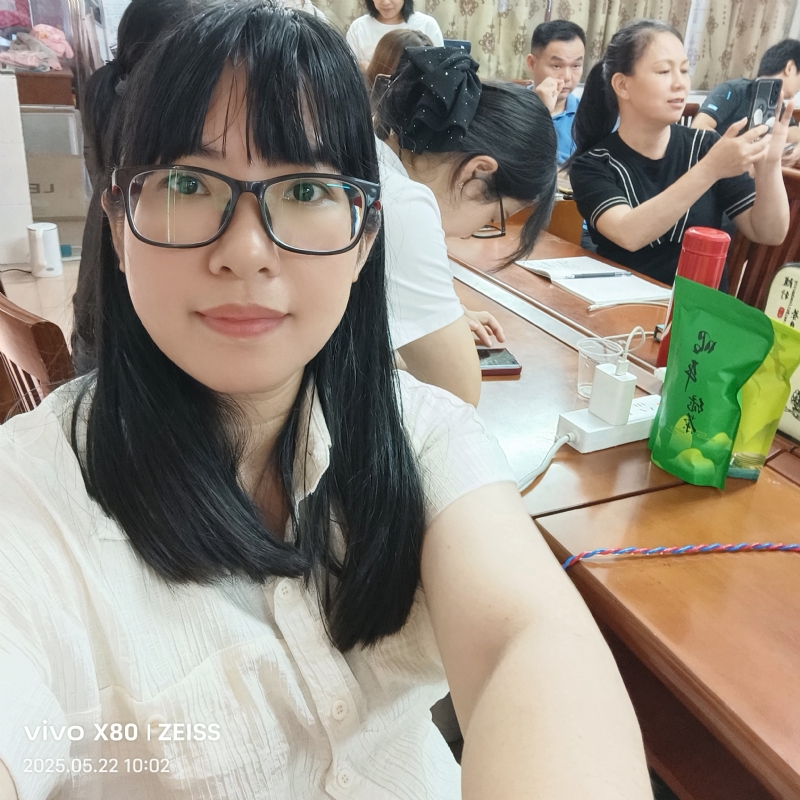 雯城慧敏的第一张照片--惠州相亲服务中心