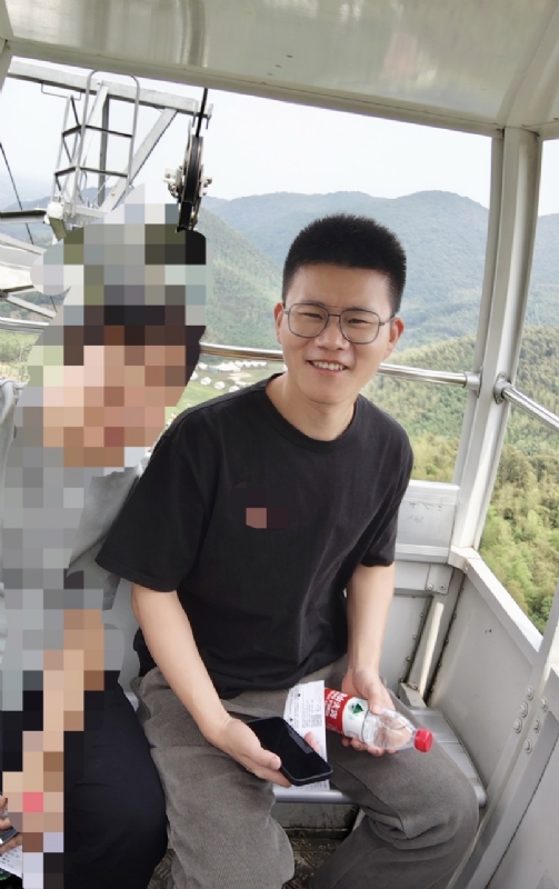 奔奔笨笨的第一张照片--惠州相亲服务中心