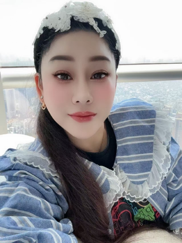 萱草沐晴的第一张照片--惠州相亲服务中心