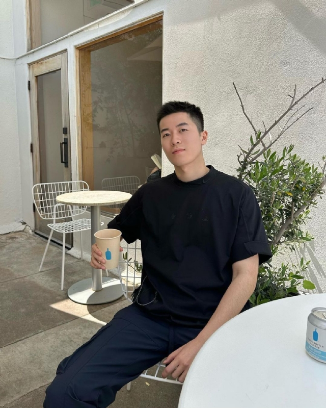 VV的第二张照片--惠州相亲服务中心