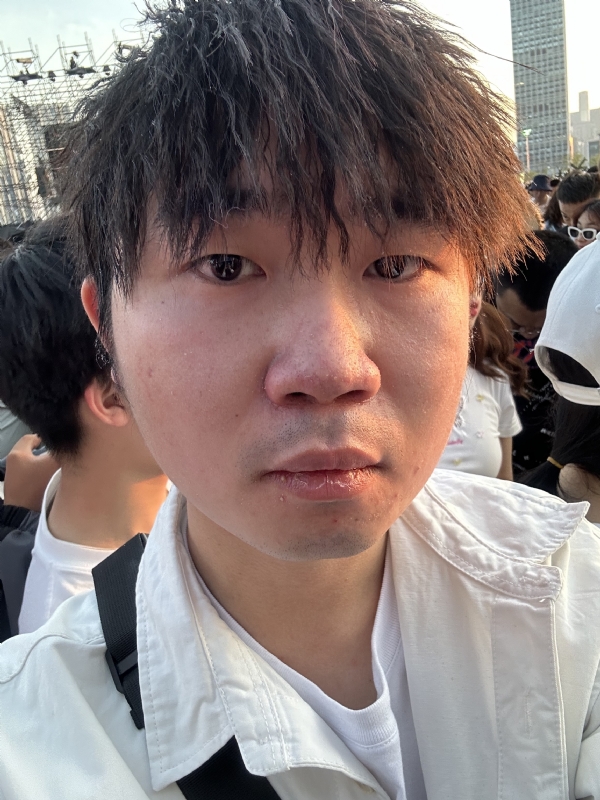 会修电脑的小杨的第一张照片--惠州相亲服务中心