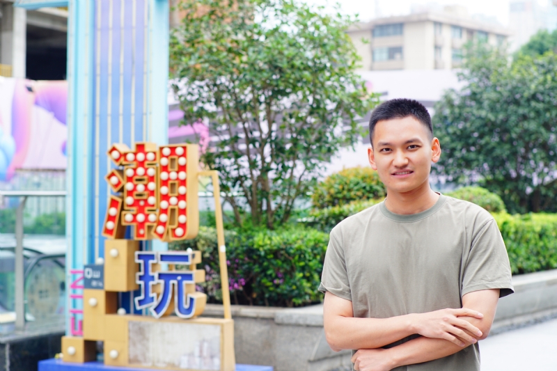陌上烟雨的第一张照片--惠州相亲服务中心