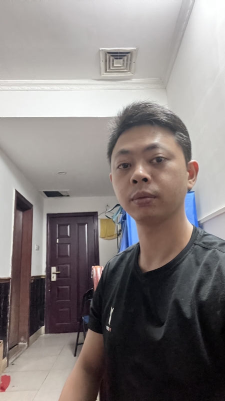 飞天猪的第一张照片--惠州相亲服务中心