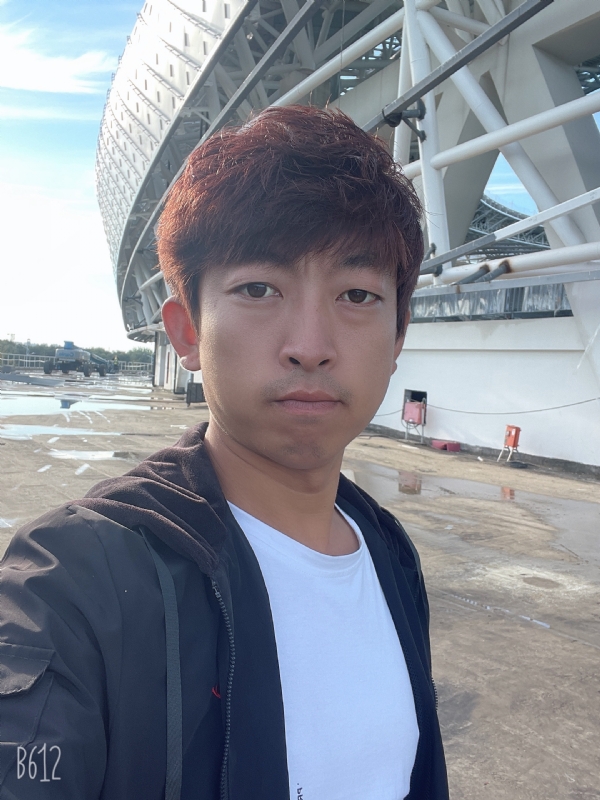 绅士大男孩的第一张照片--惠州相亲服务中心