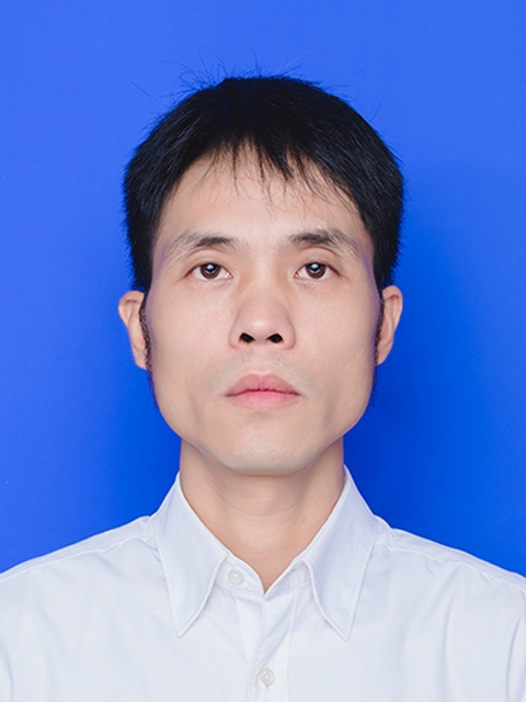 魅力中年的第一张照片--惠州相亲服务中心