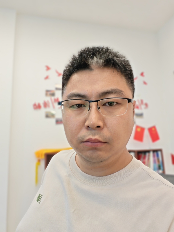 苦海寻舟的第一张照片--惠州相亲服务中心
