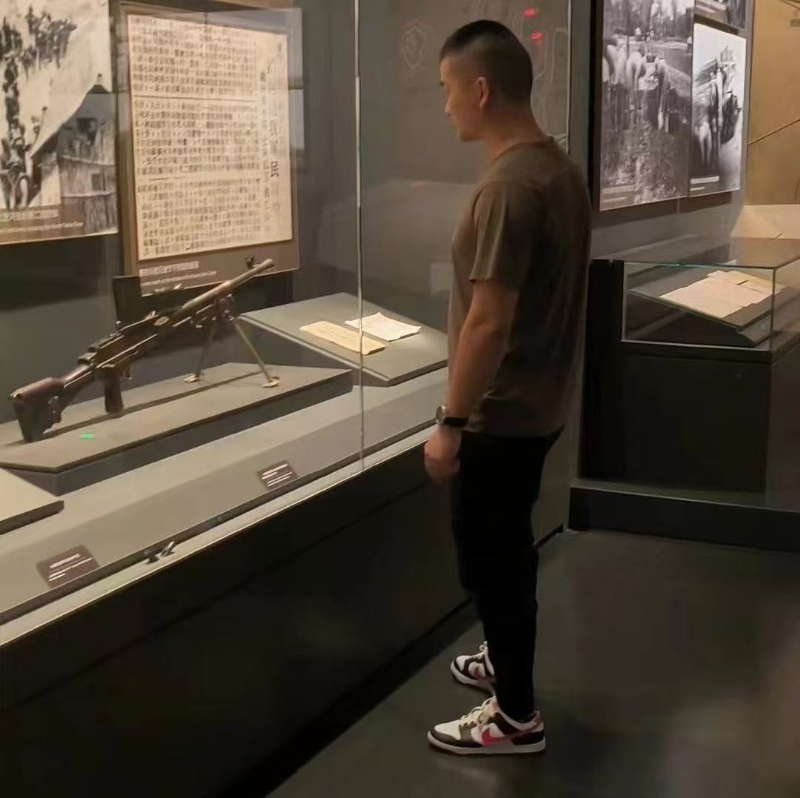 霸气的第一张照片--惠州相亲服务中心