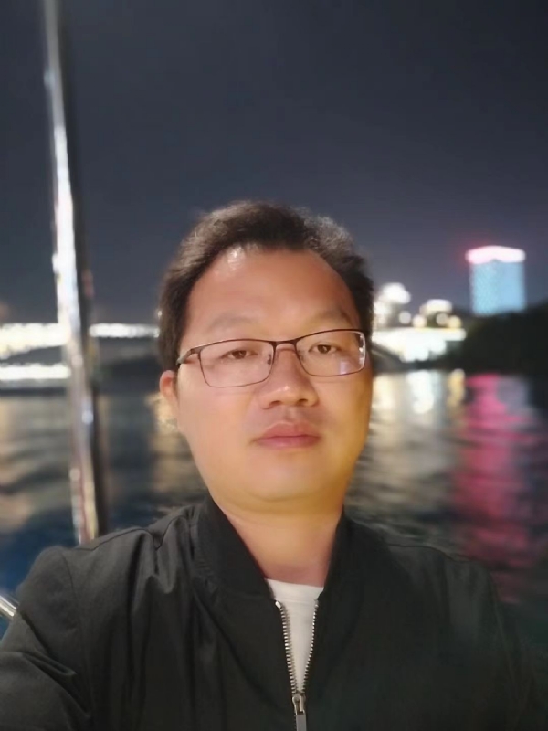 祝你平安的第一张照片--惠州相亲服务中心