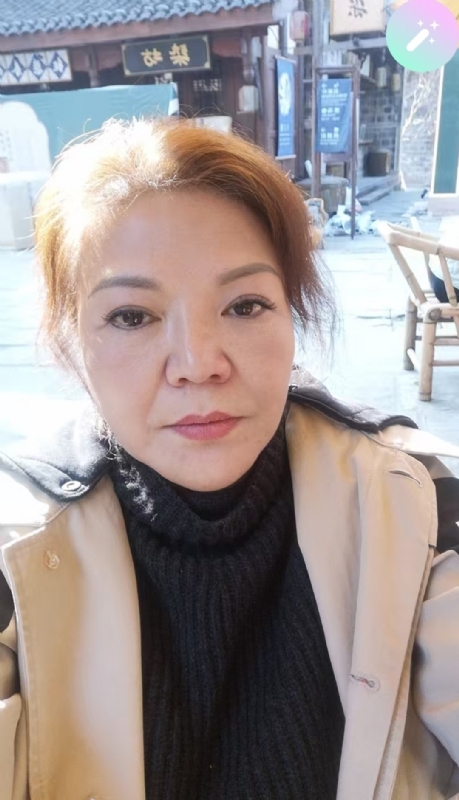 宛霞的第二张照片--惠州相亲服务中心