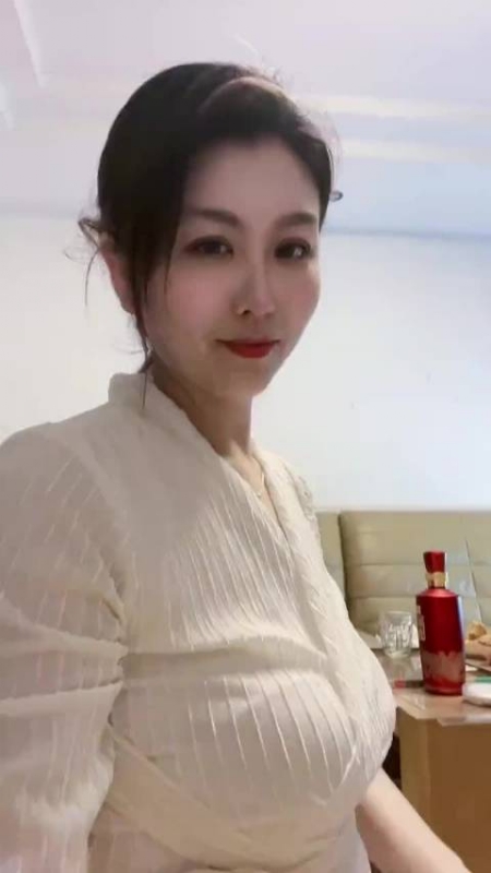 钕钕的第一张照片--惠州相亲服务中心