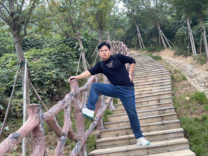 择一人白头偕老的第一张照片--惠州相亲服务中心