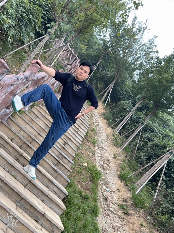 择一人白头偕老的第二张照片--惠州相亲服务中心