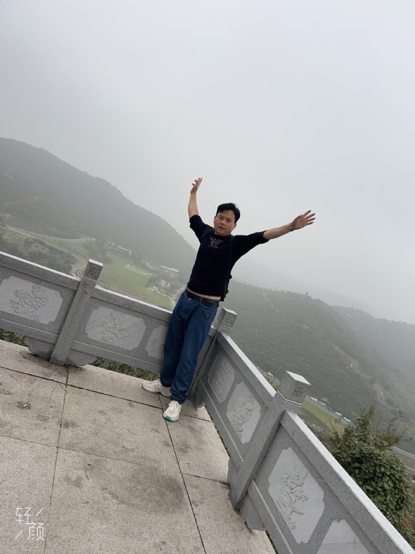 择一人白头偕老的第三张照片--惠州相亲服务中心