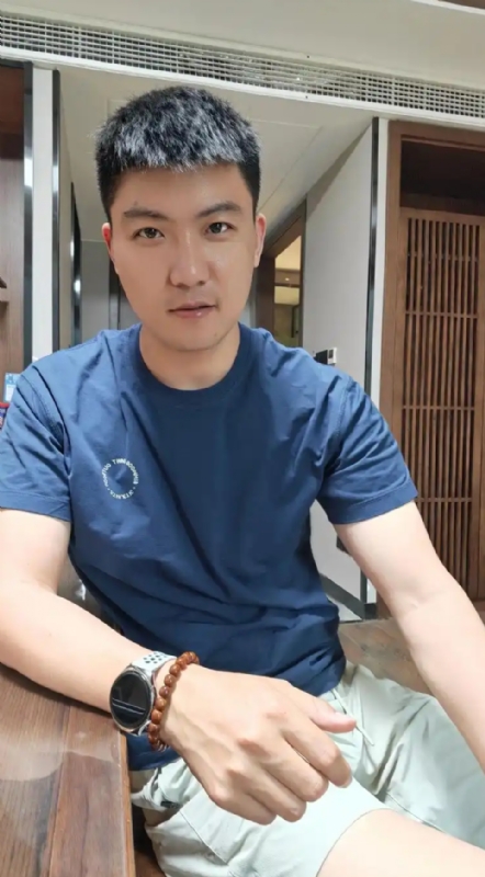 大鹏展翅的第三张照片--惠州相亲服务中心