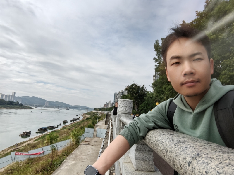 向往爱情的第三张照片--惠州相亲服务中心