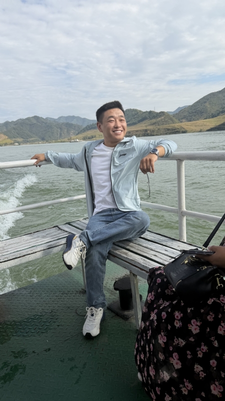 烟花易笑的第一张照片--惠州相亲服务中心