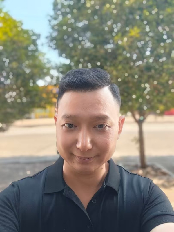 巷子里的猫的第一张照片--惠州相亲服务中心