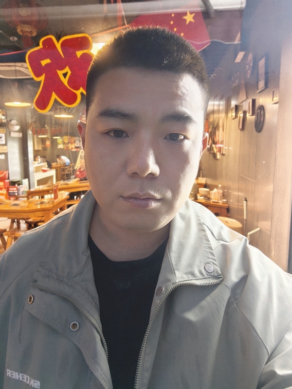 布布的第一张照片--惠州相亲服务中心