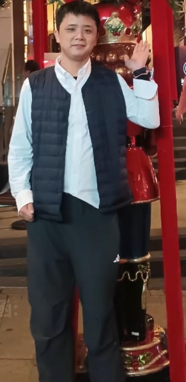 龙的陪伴的第一张照片--惠州相亲服务中心