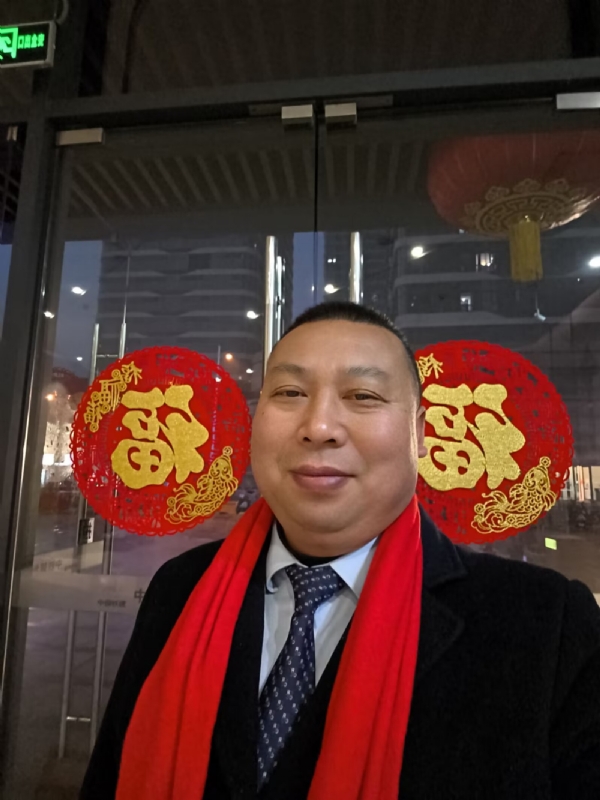 半百悟红尘的第一张照片--惠州相亲服务中心