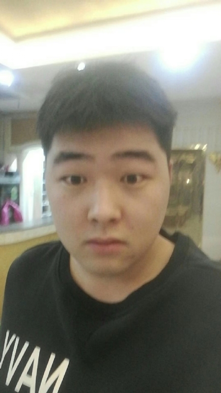 丹尼的第二张照片--惠州相亲服务中心