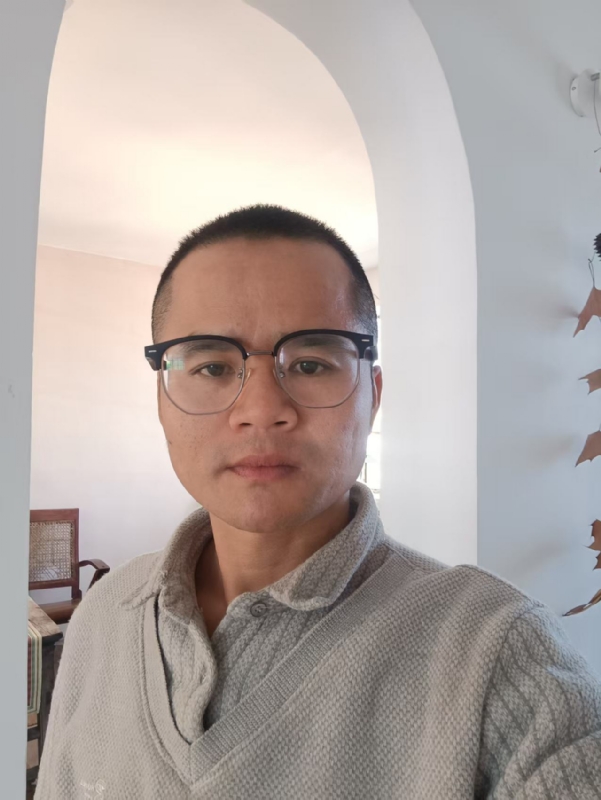 戴戴的第二张照片--惠州相亲服务中心