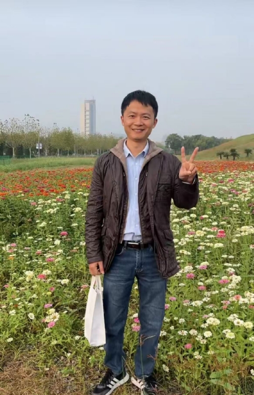 云淡风轻的第二张照片--惠州相亲服务中心