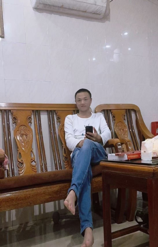 知年的第三张照片--惠州相亲服务中心