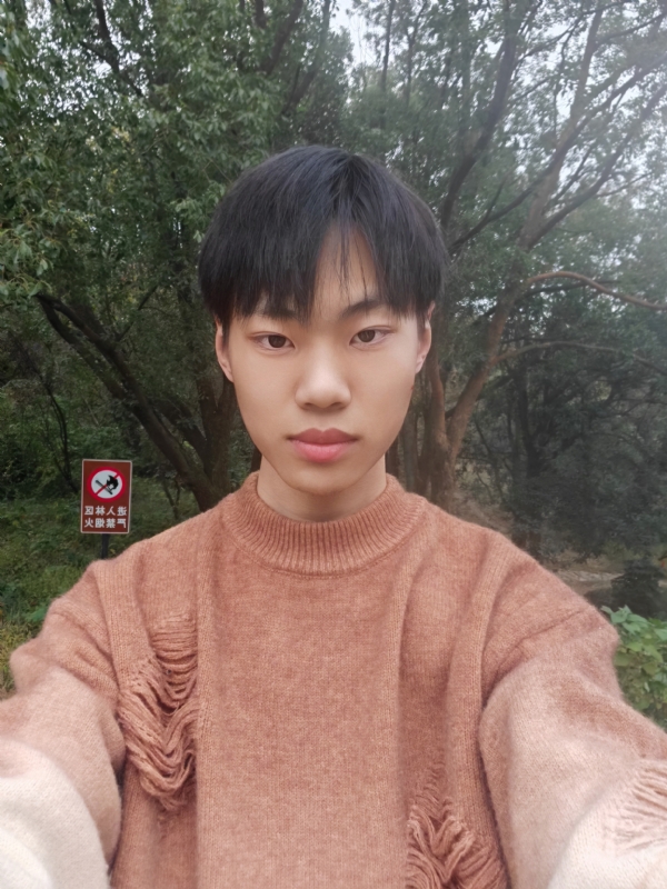 祤辰的第二张照片--惠州相亲服务中心