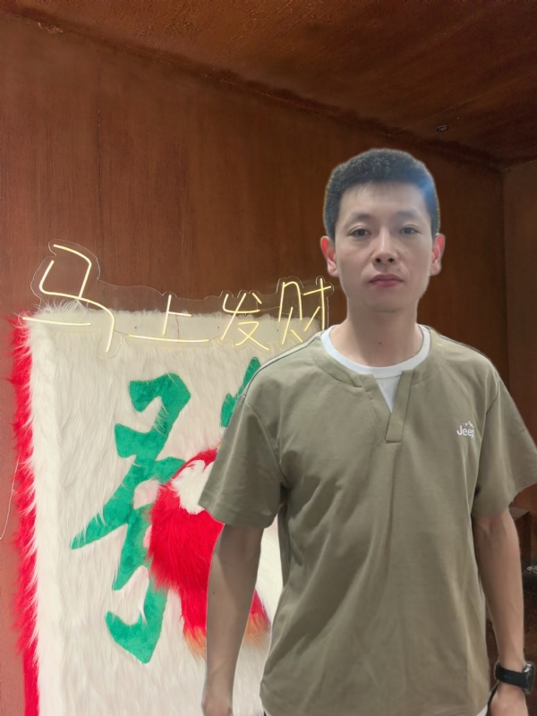 寻光的第一张照片--惠州相亲服务中心